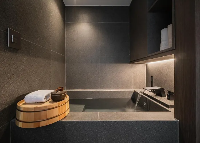Luxury Hanok Warm Hearth - West Apartment